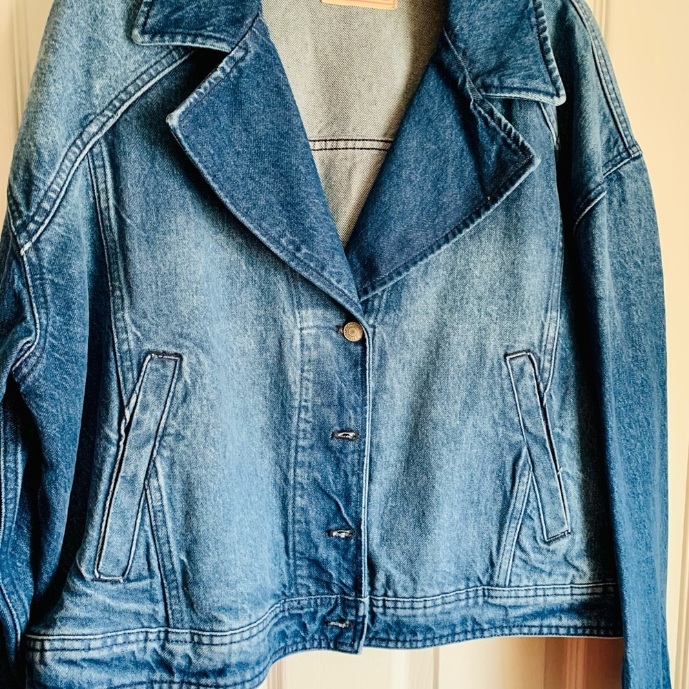 Women’s Denim Jacket